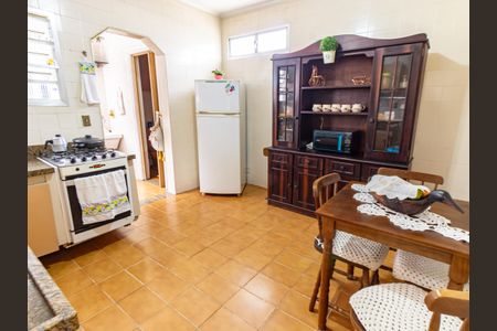 Apartamento à venda com 99m², 2 quartos e sem vaga Apartamento à venda com 99m², 2 quartos e sem vagaCozinha