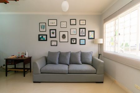 Casa de condomínio para alugar com 85m², 2 quartos e 2 vagas Casa de condomínio para alugar com 85m², 2 quartos e 2 vagasSala