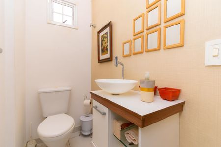 Casa de condomínio para alugar com 85m², 2 quartos e 2 vagas Casa de condomínio para alugar com 85m², 2 quartos e 2 vagasLavabo