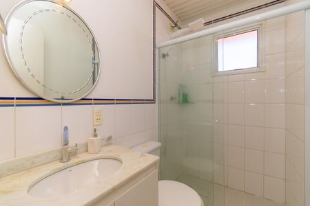 Casa de condomínio para alugar com 85m², 2 quartos e 2 vagas Casa de condomínio para alugar com 85m², 2 quartos e 2 vagasBanheiro da Suíte 1