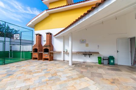 Casa de condomínio para alugar com 85m², 2 quartos e 2 vagas Casa de condomínio para alugar com 85m², 2 quartos e 2 vagasÁrea comum - Churrasqueira