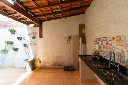 Casa de condomínio para alugar com 85m², 2 quartos e 2 vagas Casa de condomínio para alugar com 85m², 2 quartos e 2 vagasÁrea gourmet