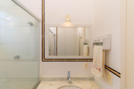 Casa de condomínio para alugar com 85m², 2 quartos e 2 vagas Casa de condomínio para alugar com 85m², 2 quartos e 2 vagasBanheiro da Suíte 2