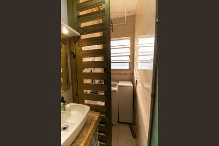 Apartamento à venda com 45m², 2 quartos e sem vaga Apartamento à venda com 45m², 2 quartos e sem vagaBanheiro