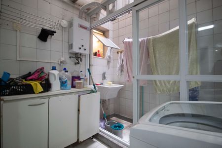 Apartamento à venda com 190m², 4 quartos e 1 vaga Apartamento à venda com 190m², 4 quartos e 1 vagaÁrea de serviço