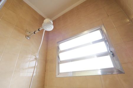 Casa à venda com 150m², 3 quartos e 1 vaga Casa à venda com 150m², 3 quartos e 1 vagaBanheiro Social 1