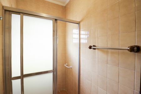 Casa à venda com 150m², 3 quartos e 1 vaga Casa à venda com 150m², 3 quartos e 1 vagaBanheiro Social 1