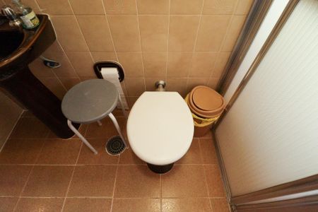 Casa à venda com 150m², 3 quartos e 1 vaga Casa à venda com 150m², 3 quartos e 1 vagaBanheiro Social 1