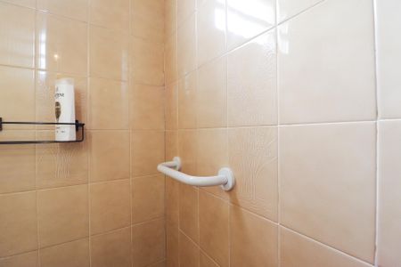 Casa à venda com 150m², 3 quartos e 1 vaga Casa à venda com 150m², 3 quartos e 1 vagaBanheiro Social 1