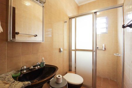 Casa à venda com 150m², 3 quartos e 1 vaga Casa à venda com 150m², 3 quartos e 1 vagaBanheiro Social 1