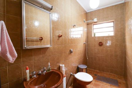 Casa à venda com 150m², 3 quartos e 1 vaga Casa à venda com 150m², 3 quartos e 1 vagaBanheiro Social 2