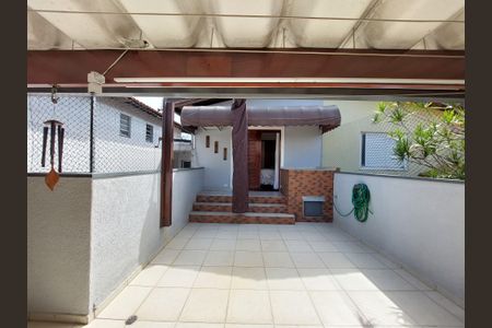 Casa à venda com 120m², 3 quartos e 2 vagas Casa à venda com 120m², 3 quartos e 2 vagasÁrea de Lazer