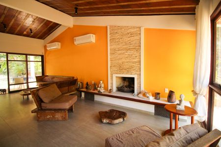 Casa de condomínio à venda com 1036m², 4 quartos e 3 vagas Casa de condomínio à venda com 1036m², 4 quartos e 3 vagasSala