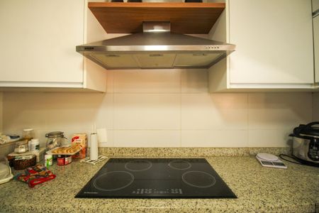 Casa de condomínio à venda com 1036m², 4 quartos e 3 vagas Casa de condomínio à venda com 1036m², 4 quartos e 3 vagasCozinha