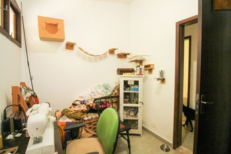 Casa de condomínio à venda com 1036m², 4 quartos e 3 vagas Casa de condomínio à venda com 1036m², 4 quartos e 3 vagasQuarto de Serviço