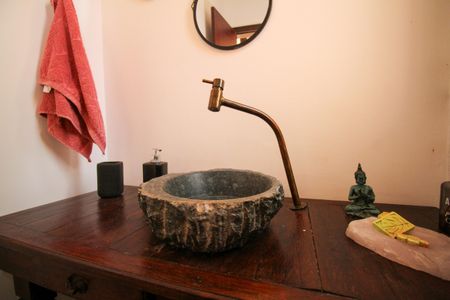 Casa de condomínio à venda com 1036m², 4 quartos e 3 vagas Casa de condomínio à venda com 1036m², 4 quartos e 3 vagasLavabo