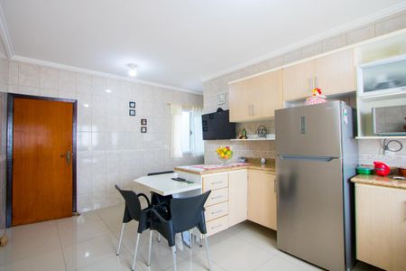 Casa à venda com 232m², 4 quartos e 5 vagasCozinha