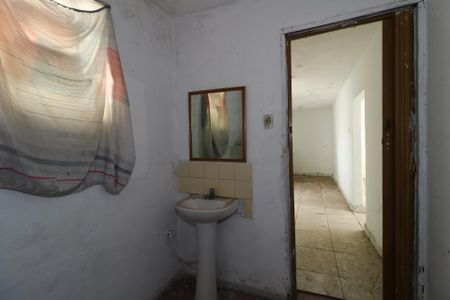 Casa à venda com 250m², 2 quartos e 2 vagasCasa 3 - Banheiro