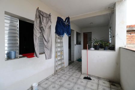 Casa à venda com 250m², 2 quartos e 2 vagasCasa 1 - Área de Serviço