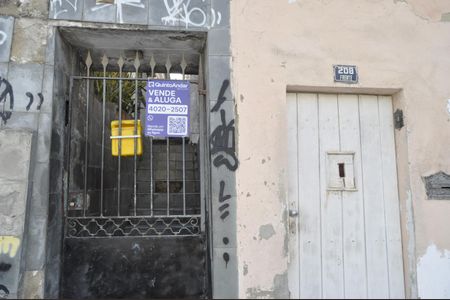 Casa à venda com 65m², 2 quartos e sem vagaFachada - Placa