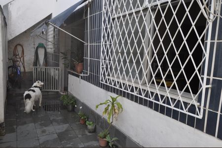 Casa à venda com 65m², 2 quartos e sem vagaÁrea de Serviço