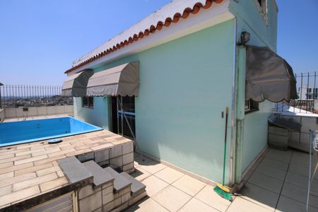 Apartamento à venda com 140m², 2 quartos e 1 vagaPiscina Coberta