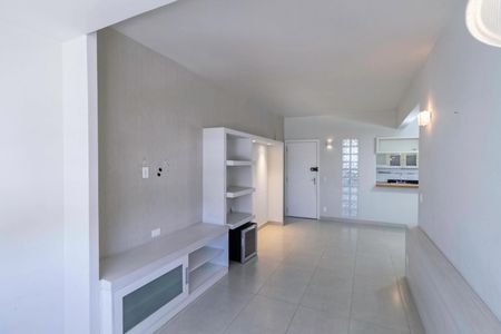Apartamento à venda com 91m², 3 quartos e 2 vagas Apartamento à venda com 91m², 3 quartos e 2 vagasSala