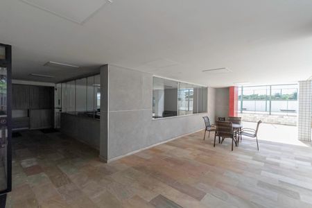 Apartamento à venda com 91m², 3 quartos e 2 vagas Apartamento à venda com 91m², 3 quartos e 2 vagasÁrea comum - Hall