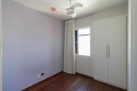 Apartamento à venda com 91m², 3 quartos e 2 vagas Apartamento à venda com 91m², 3 quartos e 2 vagasQuarto 2