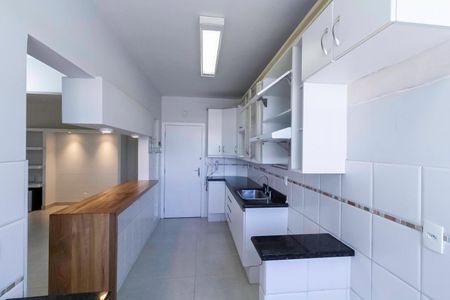 Apartamento à venda com 91m², 3 quartos e 2 vagas Apartamento à venda com 91m², 3 quartos e 2 vagasCozinha