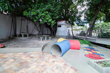 Apartamento à venda com 91m², 3 quartos e 2 vagas Apartamento à venda com 91m², 3 quartos e 2 vagasÁrea comum - Playground