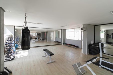 Apartamento à venda com 91m², 3 quartos e 2 vagas Apartamento à venda com 91m², 3 quartos e 2 vagasÁrea comum - Academia