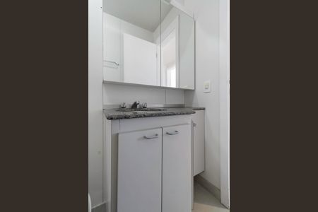 Apartamento à venda com 91m², 3 quartos e 2 vagas Apartamento à venda com 91m², 3 quartos e 2 vagasBanheiro social