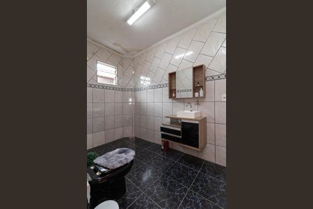 Casa à venda com 133m², 4 quartos e 3 vagasBanheiro Social 1