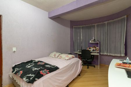 Casa à venda com 133m², 4 quartos e 3 vagasQuarto 2