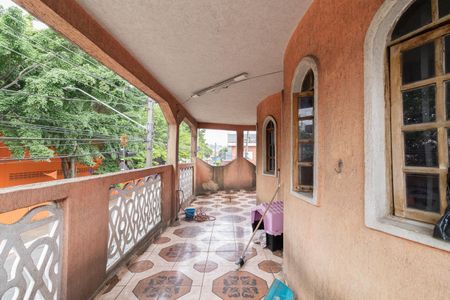 Casa à venda com 133m², 4 quartos e 3 vagasVaranda