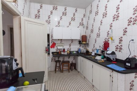 Casa à venda com 675m², 8 quartos e 6 vagasCozinha