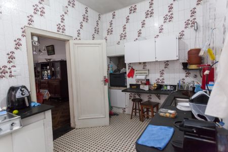 Casa à venda com 675m², 8 quartos e 6 vagasCozinha