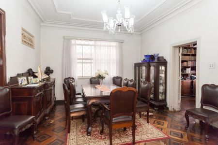 Casa à venda com 675m², 8 quartos e 6 vagasSala de Jantar