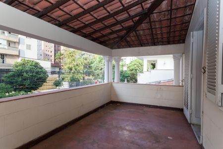 Casa à venda com 675m², 8 quartos e 6 vagasVaranda do Quarto 8