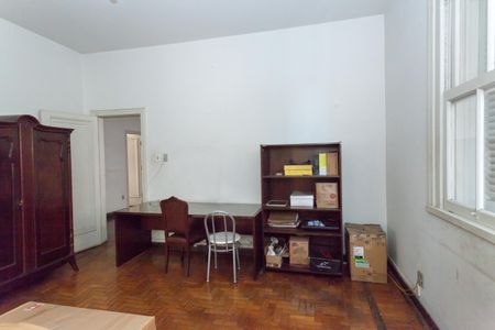 Casa à venda com 675m², 8 quartos e 6 vagasQuarto 8