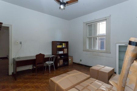 Casa à venda com 675m², 8 quartos e 6 vagasQuarto 8