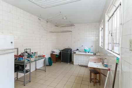 Casa à venda com 675m², 8 quartos e 6 vagasÁrea de Serviço