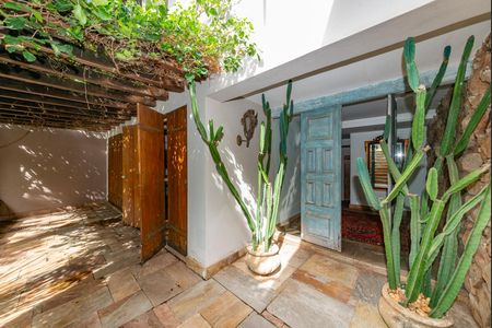 Casa à venda com 400m², 4 quartos e 4 vagasQuintal