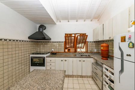 Casa à venda com 400m², 4 quartos e 4 vagasCozinha