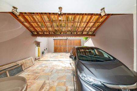 Casa à venda com 400m², 4 quartos e 4 vagasGaragem