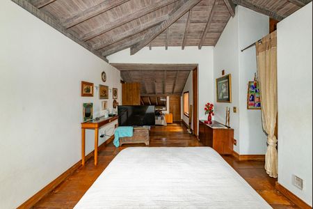 Casa à venda com 400m², 4 quartos e 4 vagasSuíte