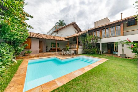Casa à venda com 400m², 4 quartos e 4 vagasVaranda