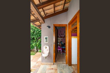 Casa à venda com 400m², 4 quartos e 4 vagasVaranda gourmet