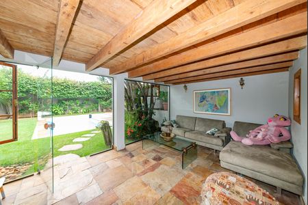 Casa à venda com 400m², 4 quartos e 4 vagasVaranda